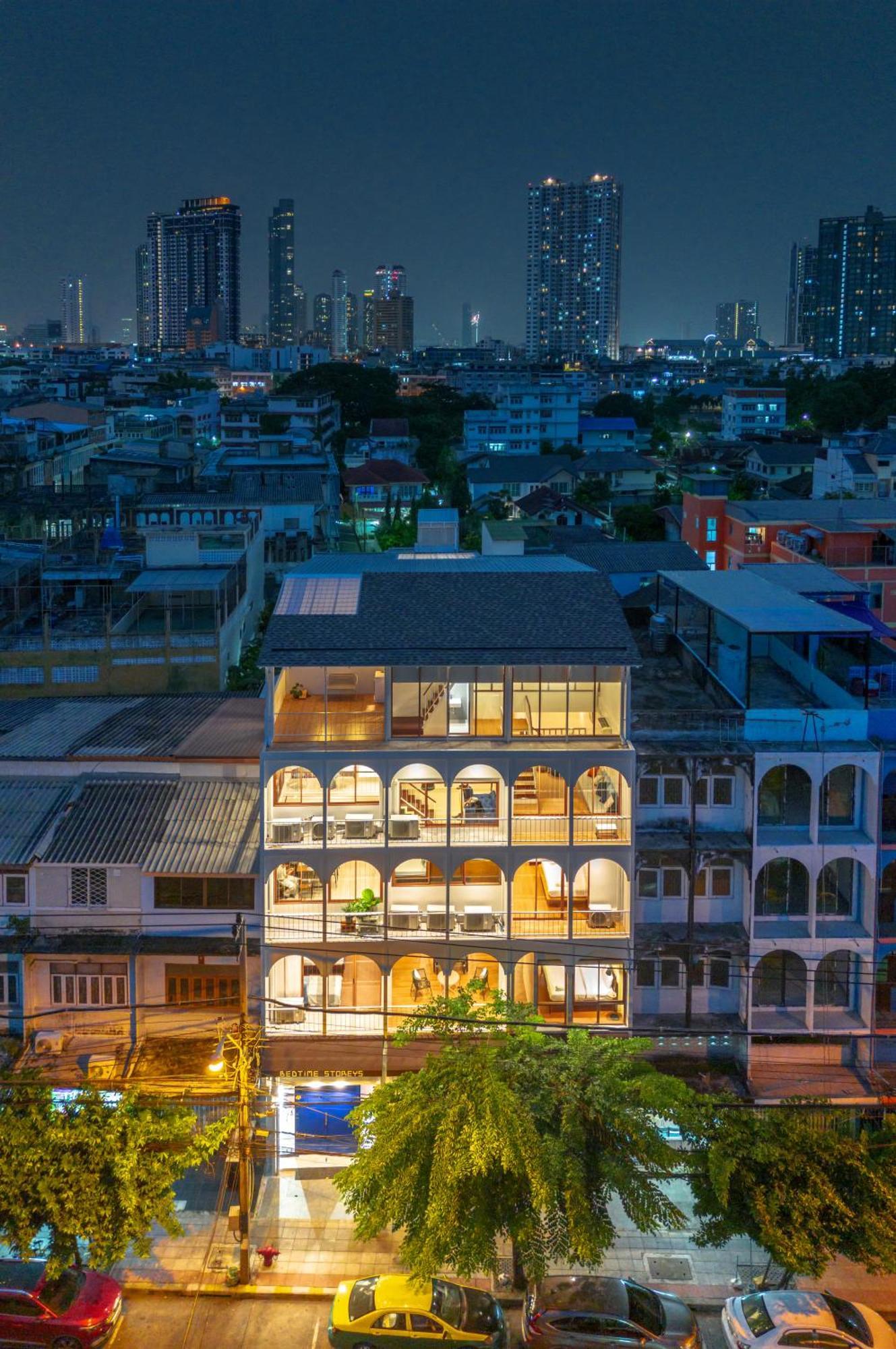 Bedtime Storeys Near Icon Siam Bangkok Exterior photo